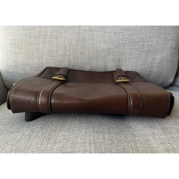 Fossil Messenger Bag in Chocolate Brown Leather, Super Cute, Barely Used - Picture 6 of 14
